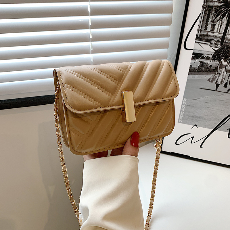 Trendy Small Square Crossbody Bag for Women 2023 New Chain Shoulder Bag