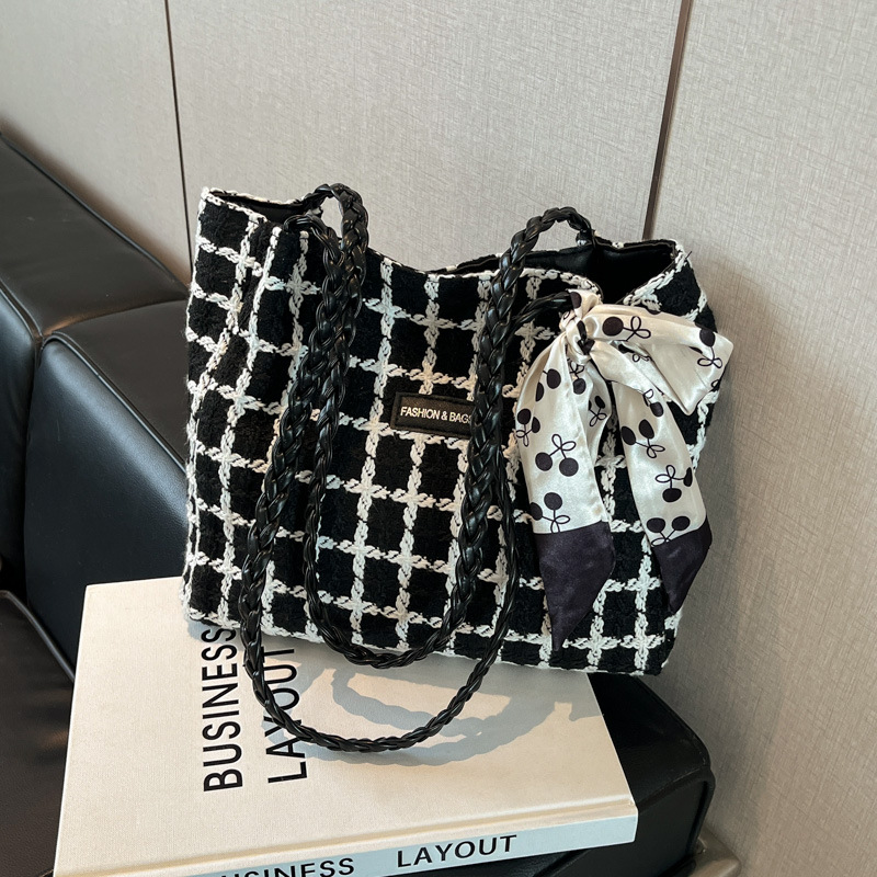 Korean Style Large Capacity Houndstooth Tote Bag for Women New Single Shoulder Commuter Shopping Bag