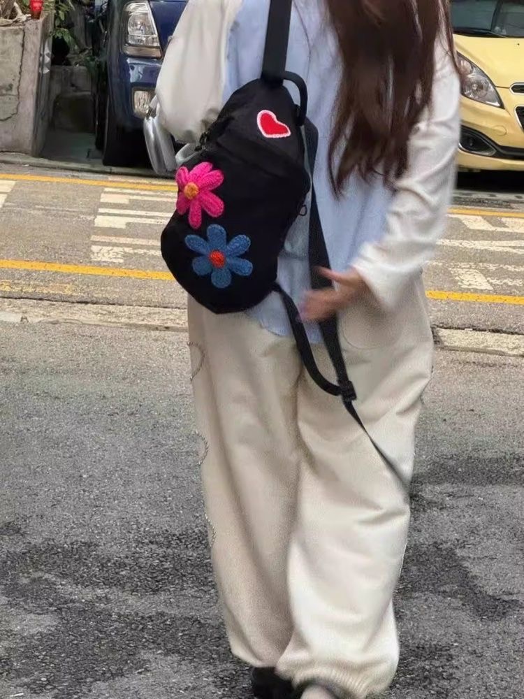 Korean Dongdaemun Large Heart Flower Patchwork Lightweight Travel Backpack - Image 3