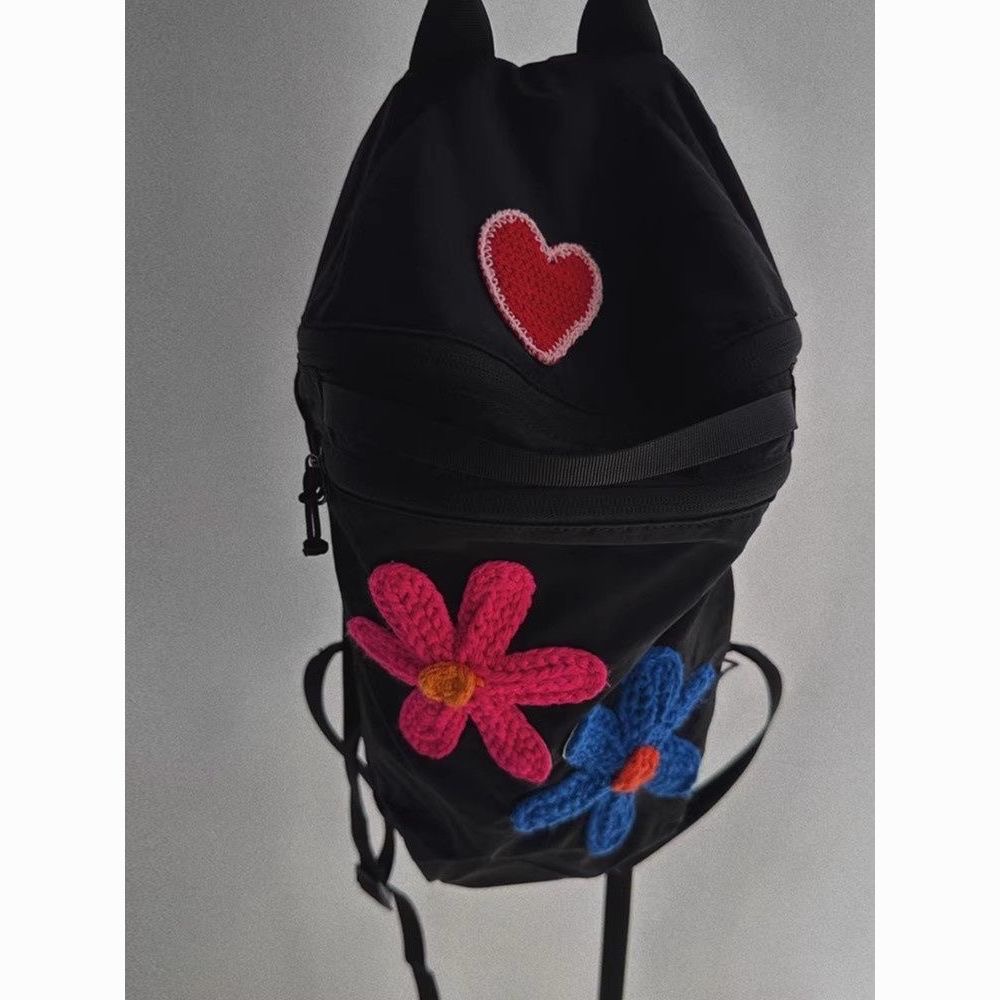 Korean Dongdaemun Large Heart Flower Patchwork Lightweight Travel Backpack - Image 5